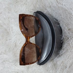 Alexander McQueen  sunglasses